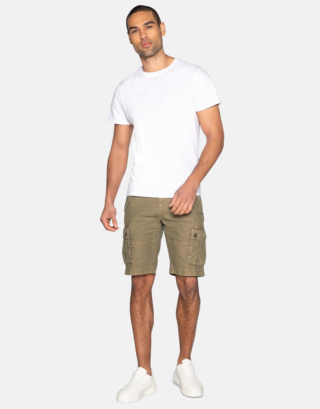 Men's Khaki Cargo Shorts – Threadbare